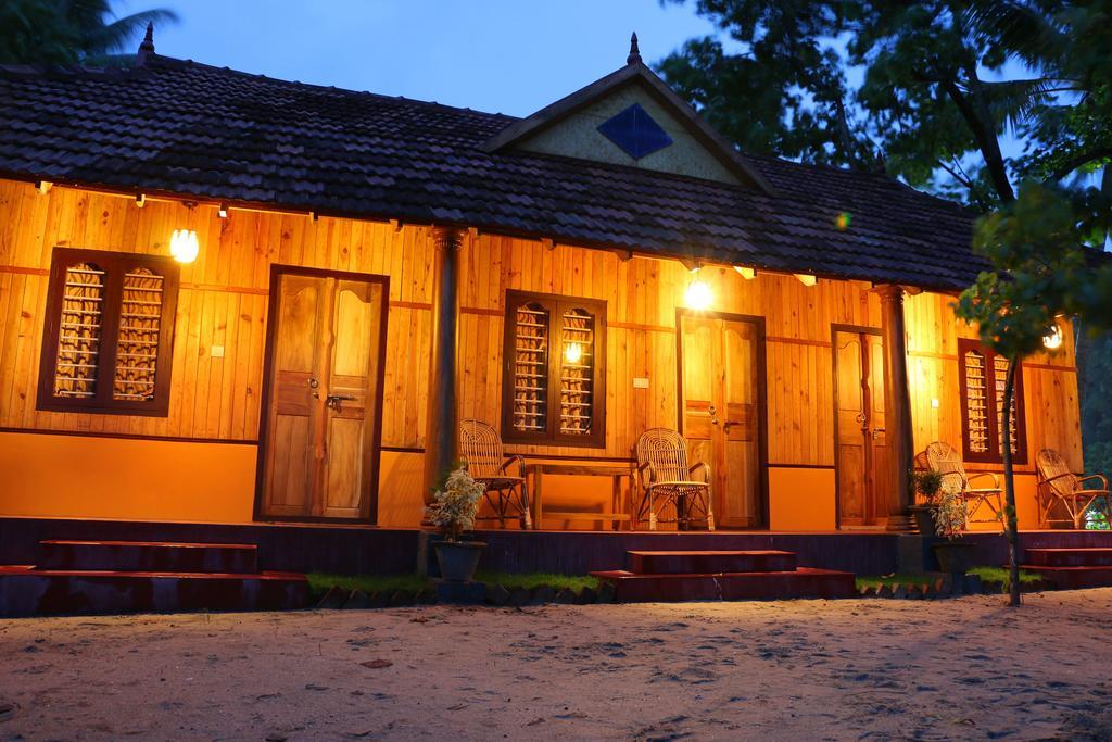 Marari Beach Paradise Mararikulam Extérieur photo